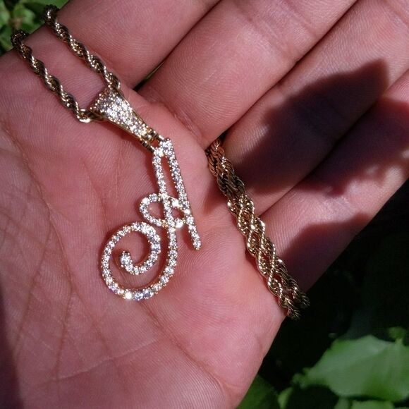 18"Rope Chain - Gold Finish Cursive Initial A. - Picture 8 of 9